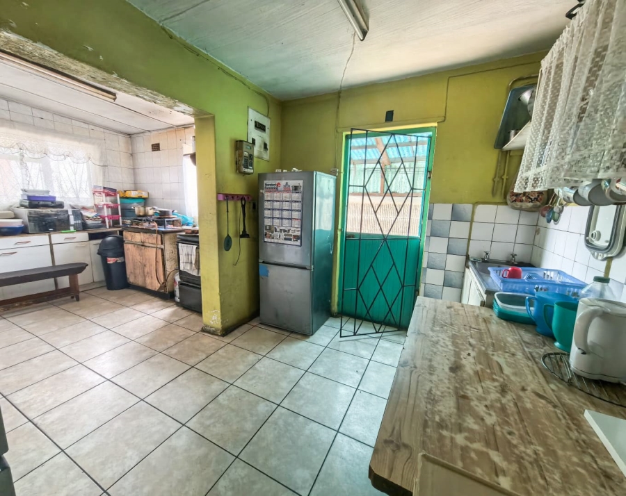 3 Bedroom Property for Sale in Lentegeur Western Cape